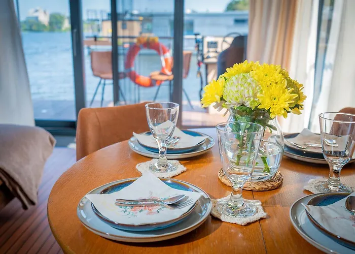 Naturerlebnis Hausboot Frigga Woma Fürstenberg-Havel