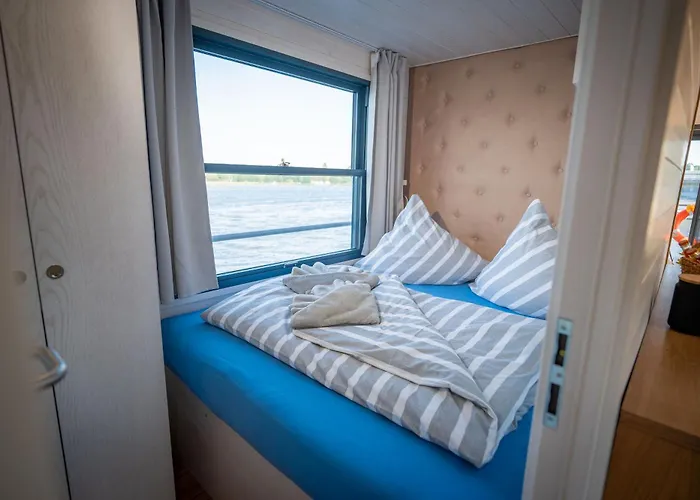 بوتيل Naturerlebnis Hausboot Frigga Woma